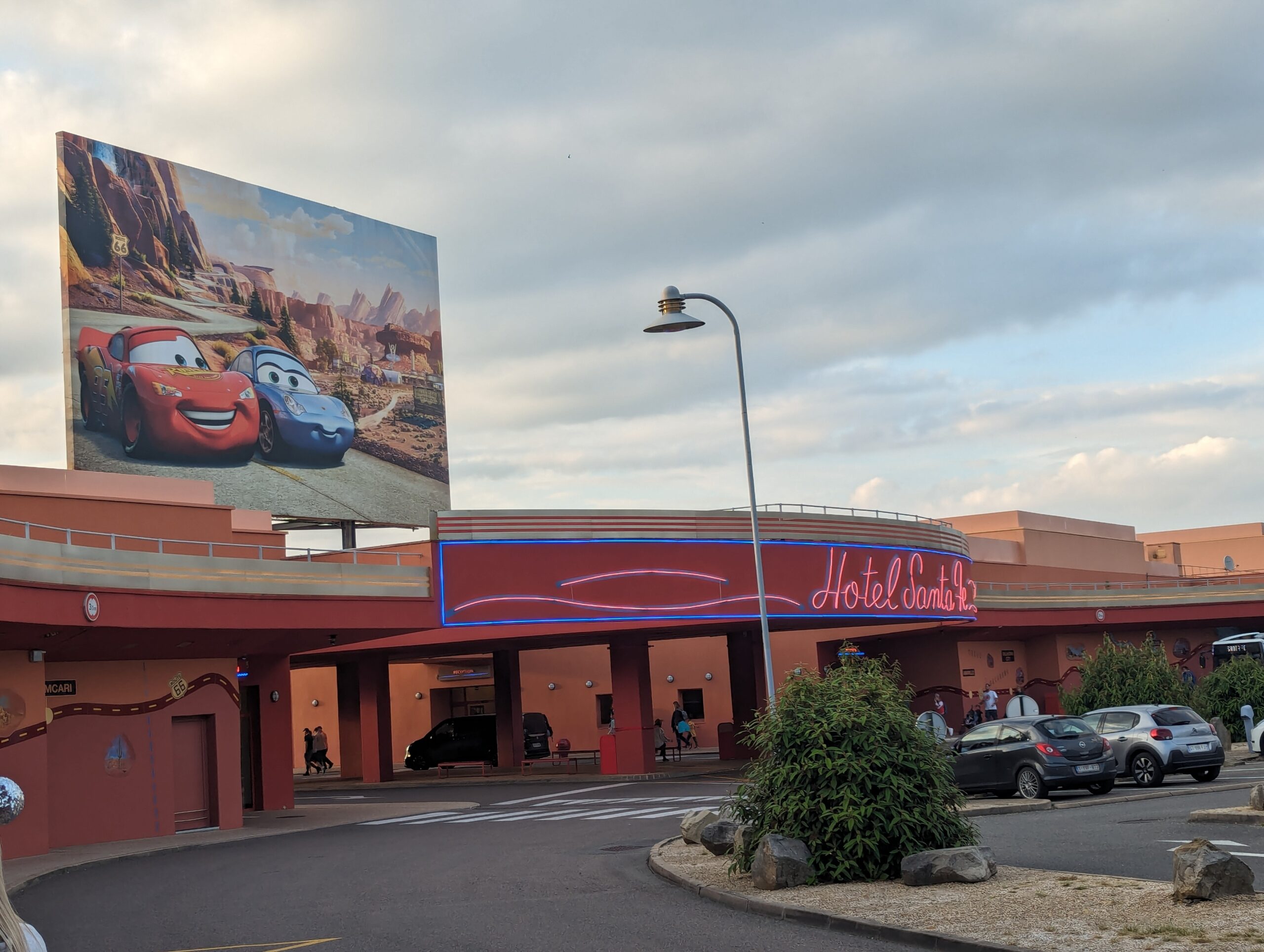 Front entrance of Hotel Santa Fe