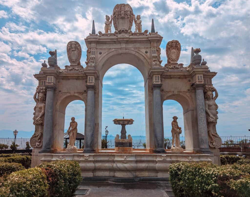 Fountain in Santa Lucia on the beach walk